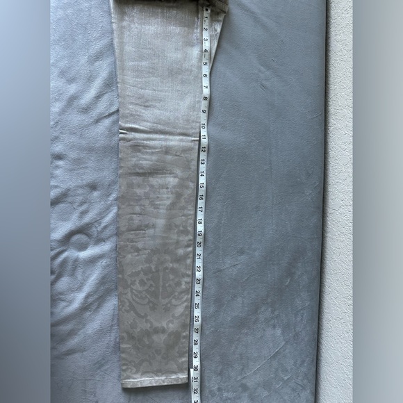 else metallic skinny jeans! - Picture 5 of 12